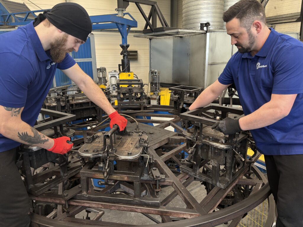 Formowanie rotacyjne - produkcja